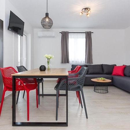 Apartments Kiara 푸나트 외부 사진