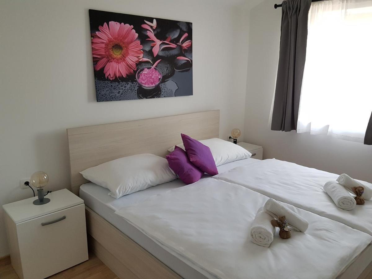 Apartments Kiara 푸나트 외부 사진