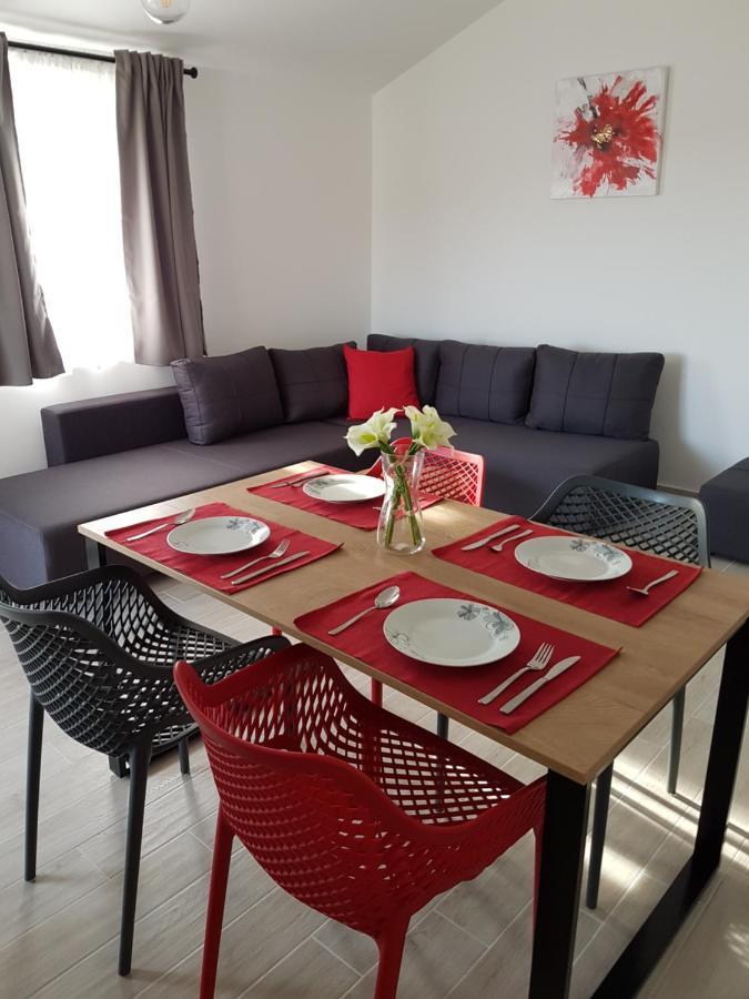 Apartments Kiara 푸나트 외부 사진