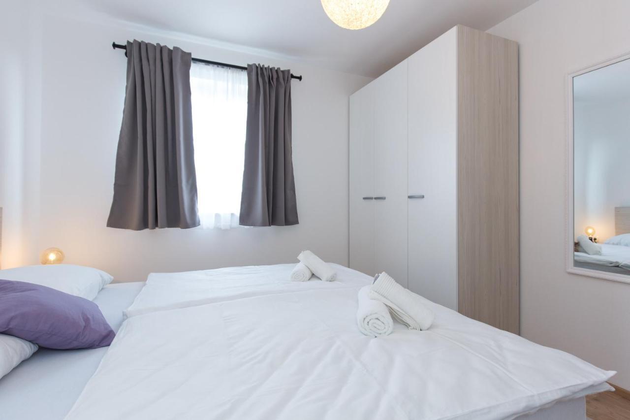 Apartments Kiara 푸나트 외부 사진